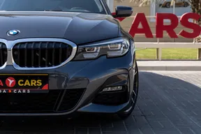 BMW 3 Series 330 2022
