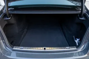 BMW 7 Series 740L 2021