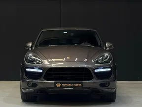 Porsche Cayenne GTS 2013