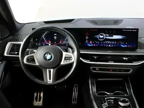 BMW X7 M60 2024