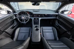 Porsche Taycan 2024