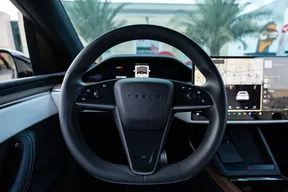 Tesla Model X 2024