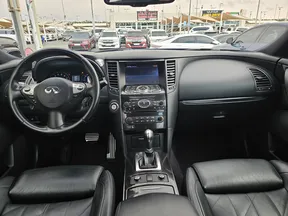 Infiniti QX70 2016