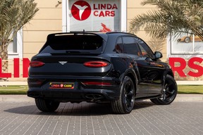 Bentley Bentayga 2023
