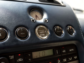 Aston Martin Vanquish S 2005