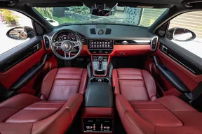 Porsche Cayenne 2023