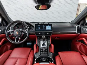 Porsche Cayenne Turbo 2015