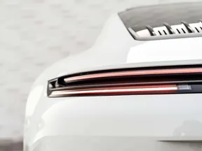 Porsche 911 Carrera 2025
