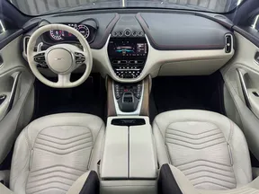 Aston Martin DBX 2021