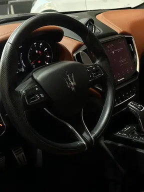 Maserati Ghibli S 2021