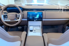 Land Rover Range Rover Long 2024