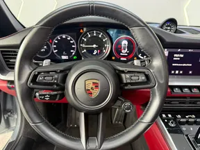 Porsche 911 Carrera 4S 2023