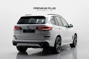 BMW X5 40 2023