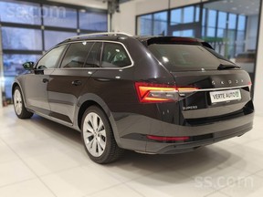 Škoda Superb Combi 2021