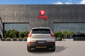 Volvo XC40 2023