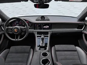 Porsche Panamera GTS 2022
