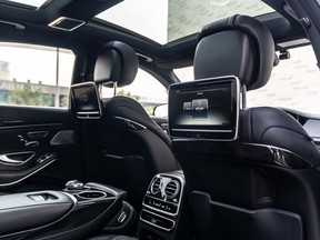 Mercedes-Benz S-Class 550 2015