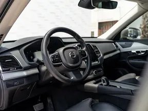 Volvo XC90 B5 2023