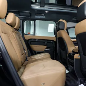 Land Rover Defender 110 2026