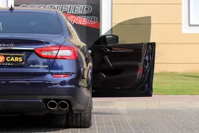 Maserati Quattroporte 2014