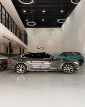 Volvo S90 B6 2023