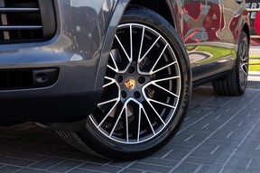 Porsche Cayenne 2023