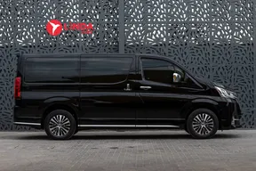 Toyota Granvia 2020