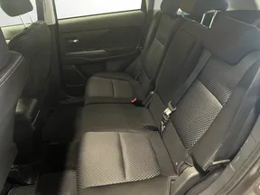 Mitsubishi Outlander / Airtek 2016