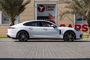 Porsche Panamera GTS 2022
