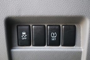 Nissan Caravan / Urvan 2020