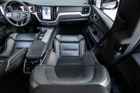 Volvo XC60 B5 2022