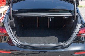 Mercedes-Benz E-Class 300 2022