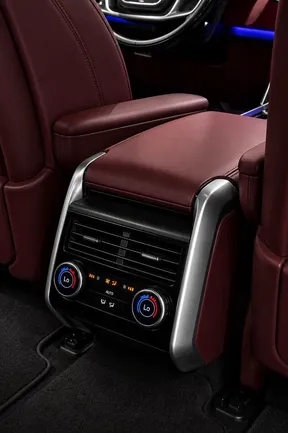 Land Rover Range Rover 2024