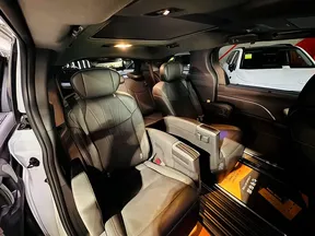 Toyota Sienna / Granvia 2025