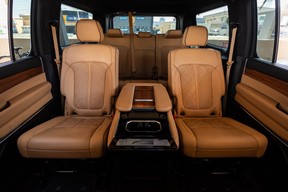 Jeep Grand Wagoneer 2023