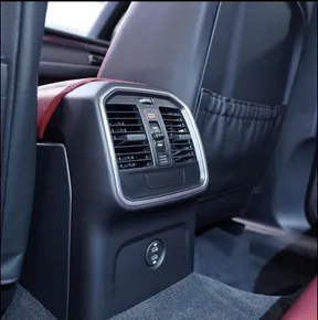 Porsche Macan 2025