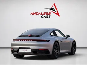 Porsche 911 Carrera 4 2024