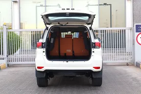 Toyota Fortuner 2023