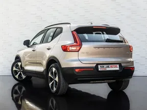 Volvo XC40 2024