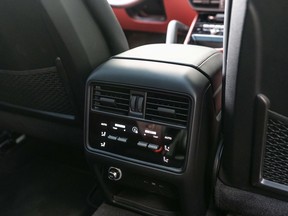 Porsche Cayenne 2024