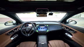 Mercedes-Benz E-Class 200 2025