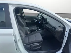 Hyundai i30 2021