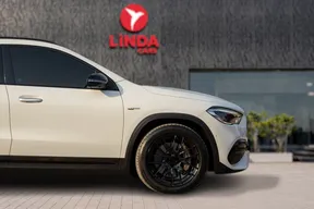 Mercedes-Benz GLA 35 AMG 2021