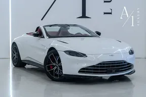 Aston Martin V8 Vantage 2022