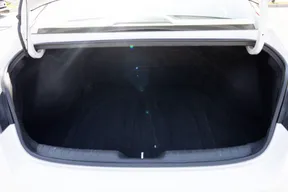 Hyundai Elantra / Avante 2023