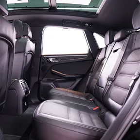 Porsche Macan T 2024