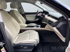 Audi e-tron 2022