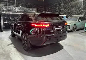 Land Rover Range Rover Velar 2023