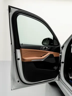 BMW X5 40 2023