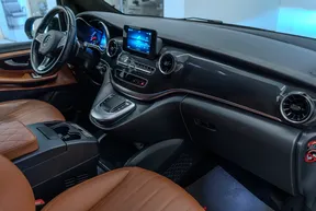 Mercedes-Benz V-Class 250 2021